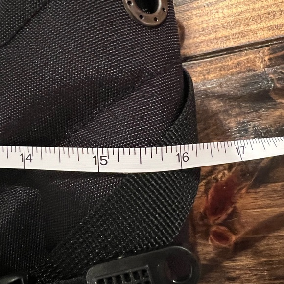 SwissGear Laptop Computer Black Backpack, EUC, ample storage, Airflow, durable, - Picture 14 of 14